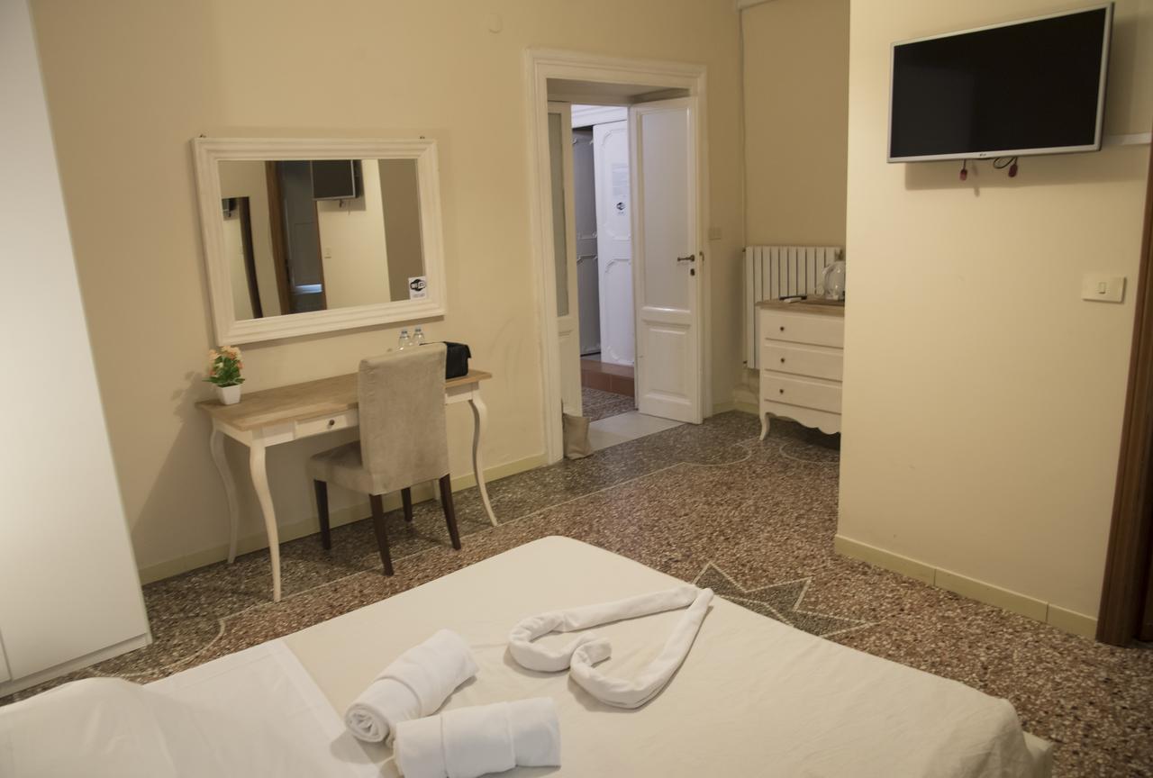 Baldassini Suites ローマ エクステリア 写真